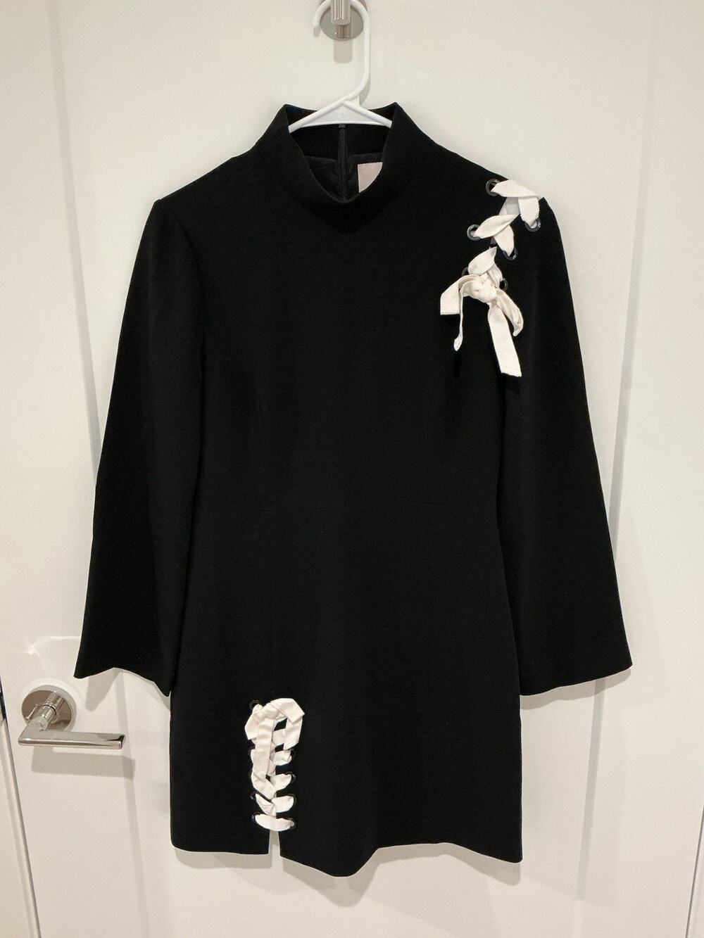 5 à 7 Cinq à Sept Women’s Black Long Sleeve Maxi Dress with Ivory Bows Size 6